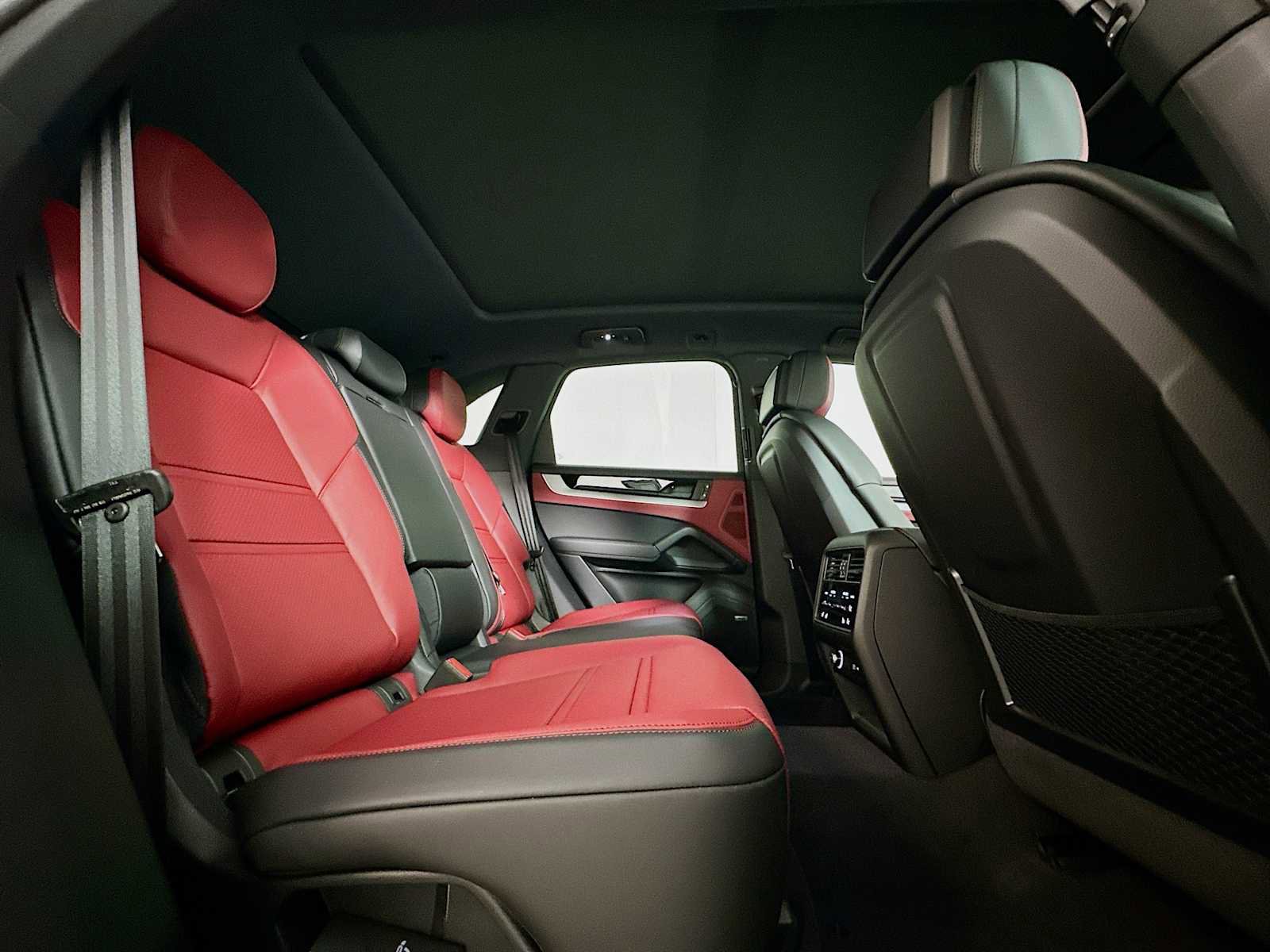 New 2026 Porsche Cayenne image 27