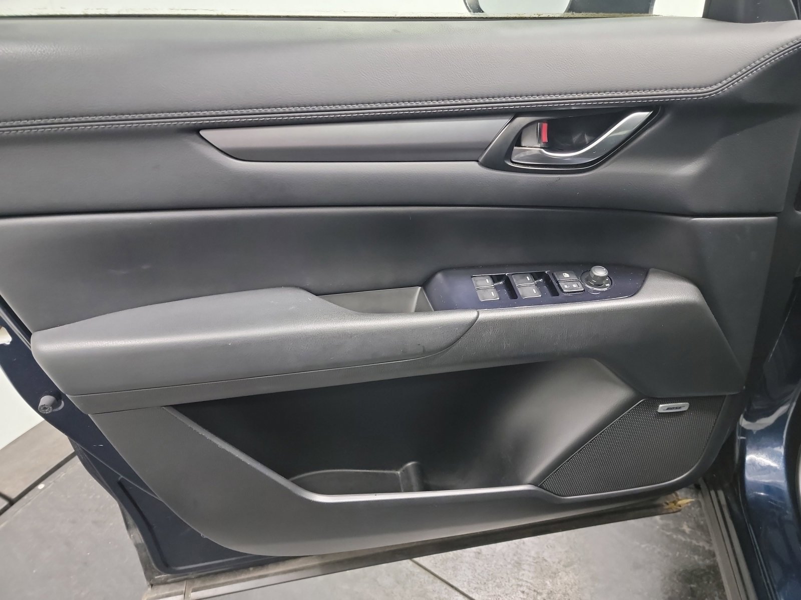 Used 2020 MAZDA CX-5 Touring image 13