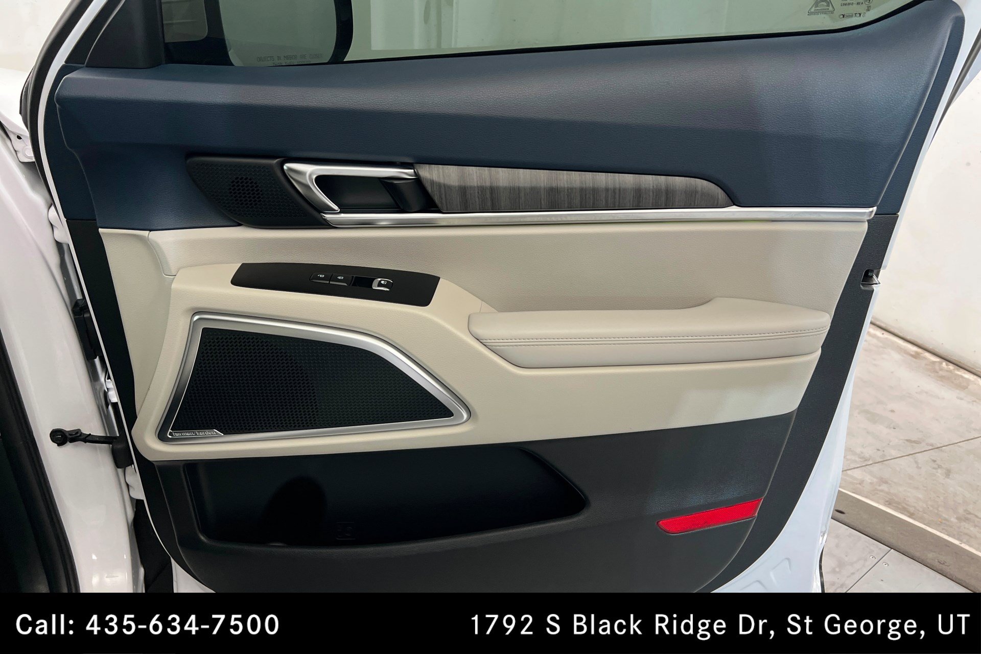 Used 2024 Kia Telluride SX w/ Towing Package AWD/4WD image 24