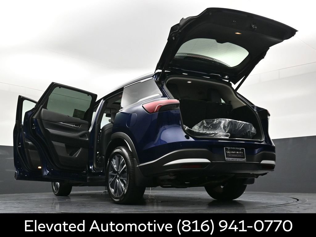 Certified 2026 INFINITI QX60 Luxe w/ Family Package AWD/4WD image 38