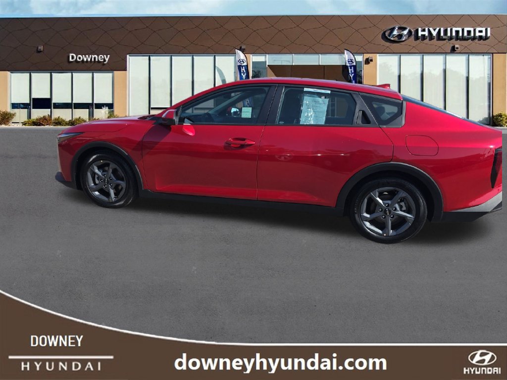 Used 2025 Kia K4 FWD image 2