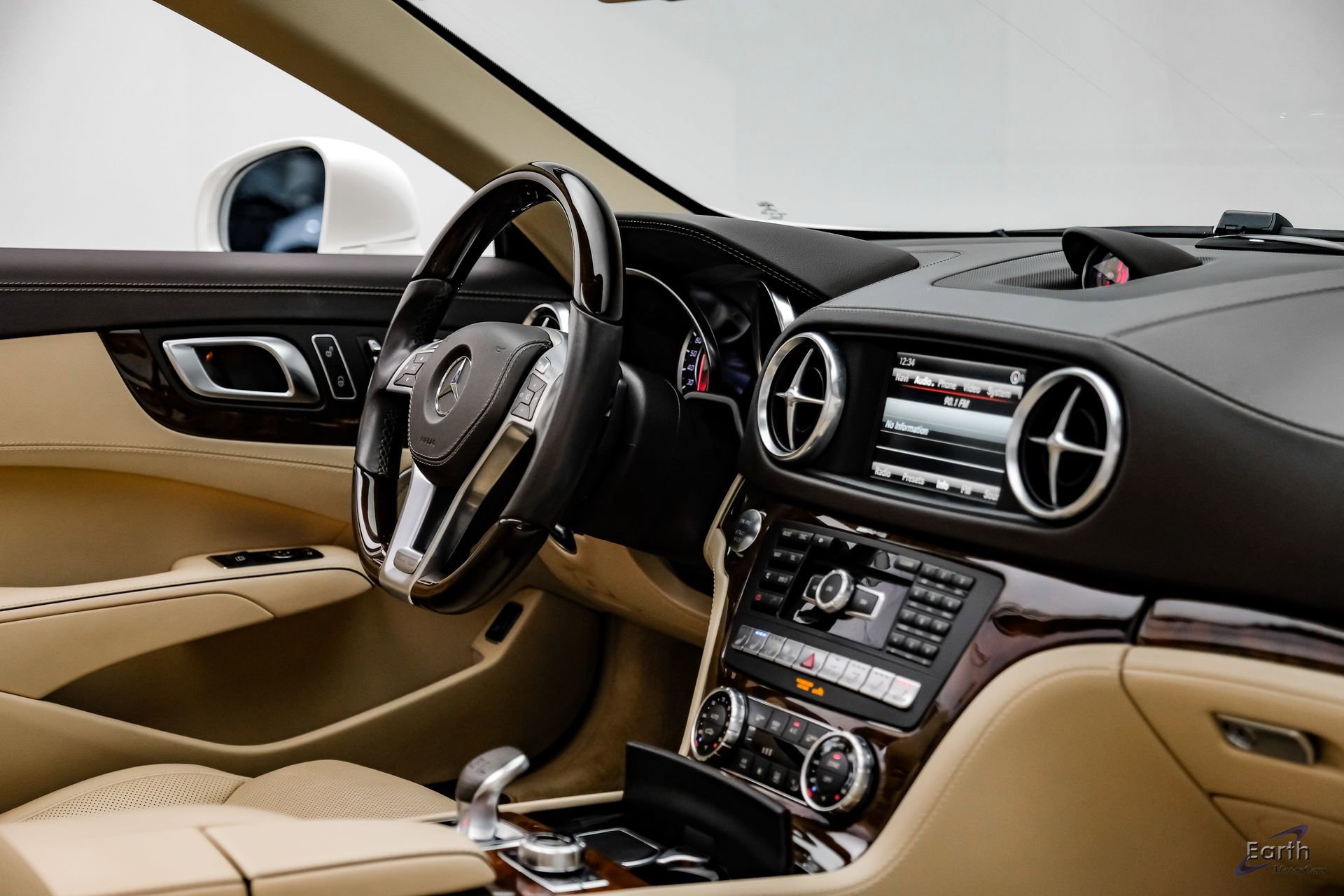 Used 2014 Mercedes-Benz SL 550 SL550 Roadster image 55