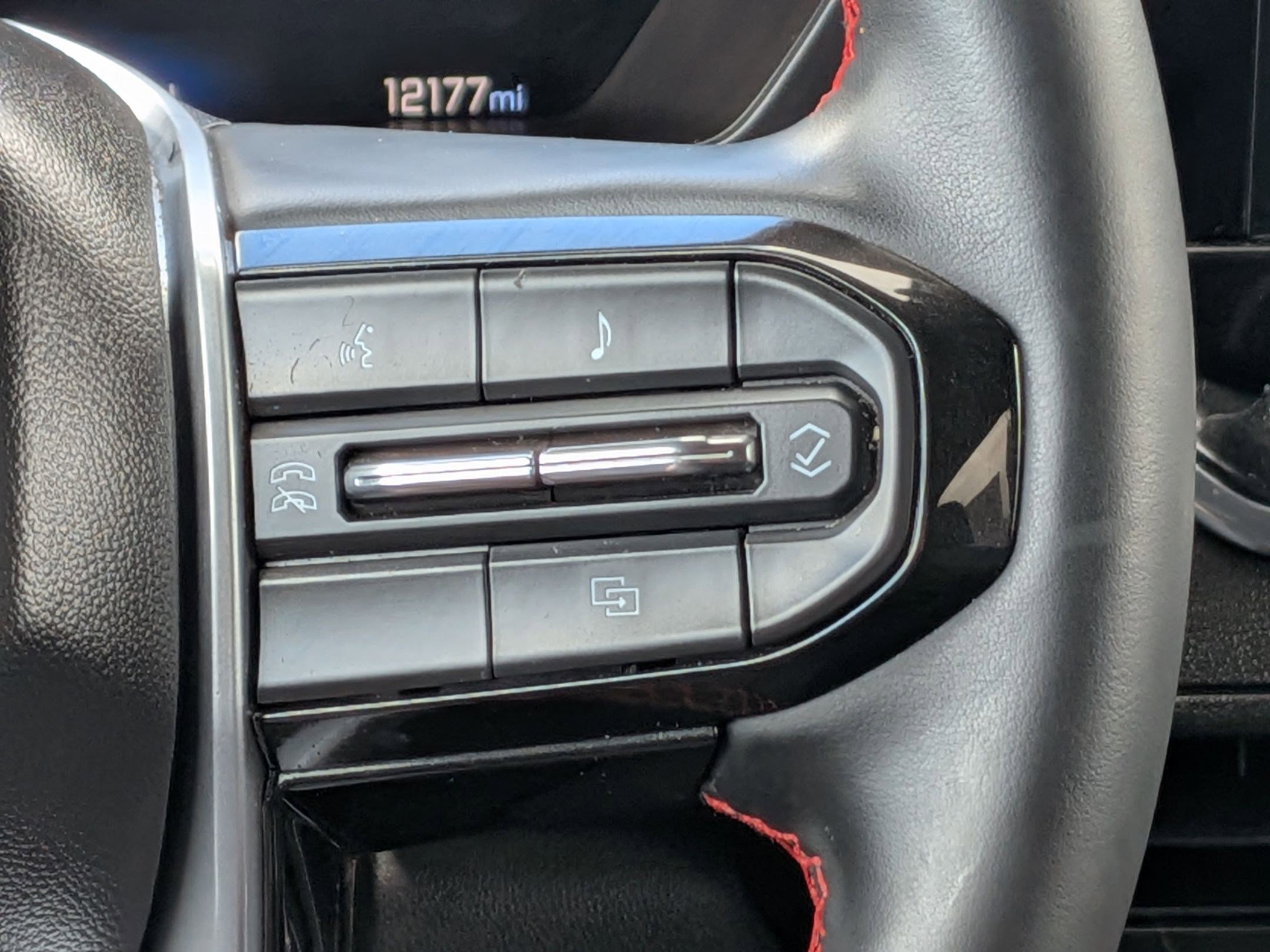 Used 2025 Chevrolet Colorado W/T w/ WT Convenience Package II image 20