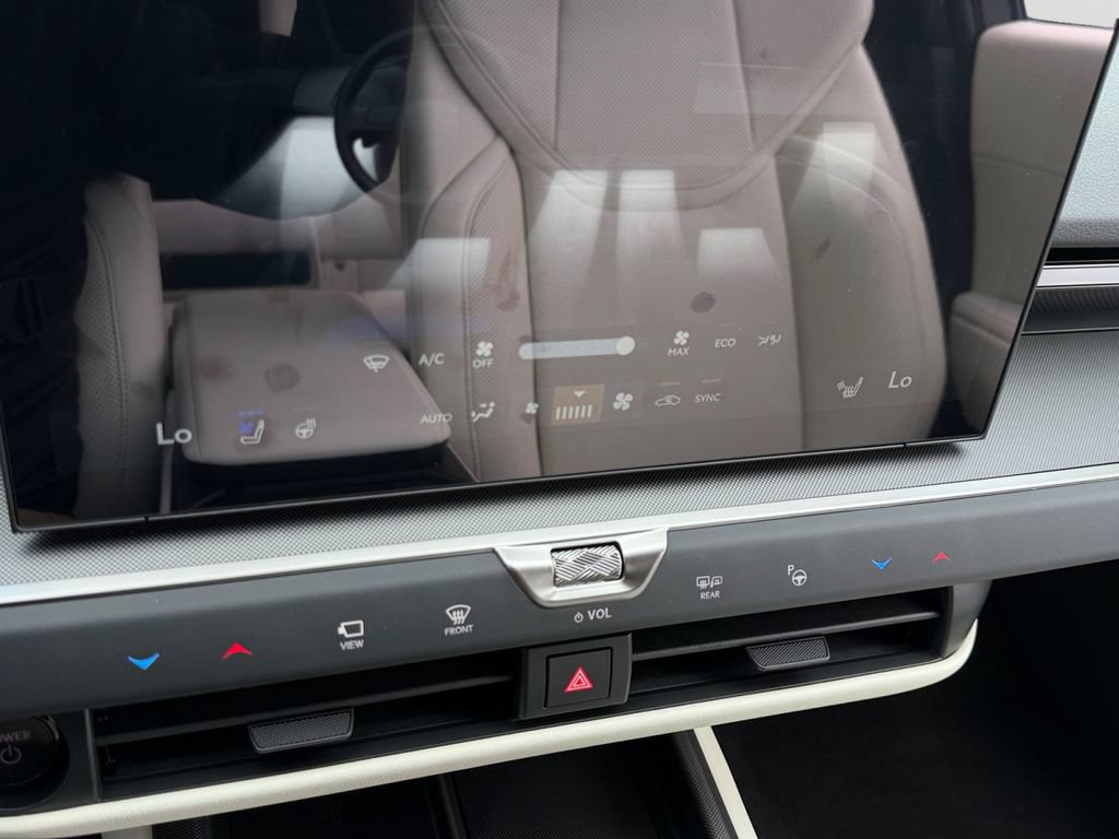 New 2026 Lexus ES 350h AWD w/ Cold Area Package image 19