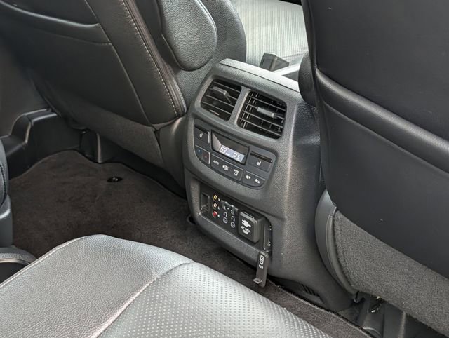 Used 2017 Honda Pilot Elite image 34