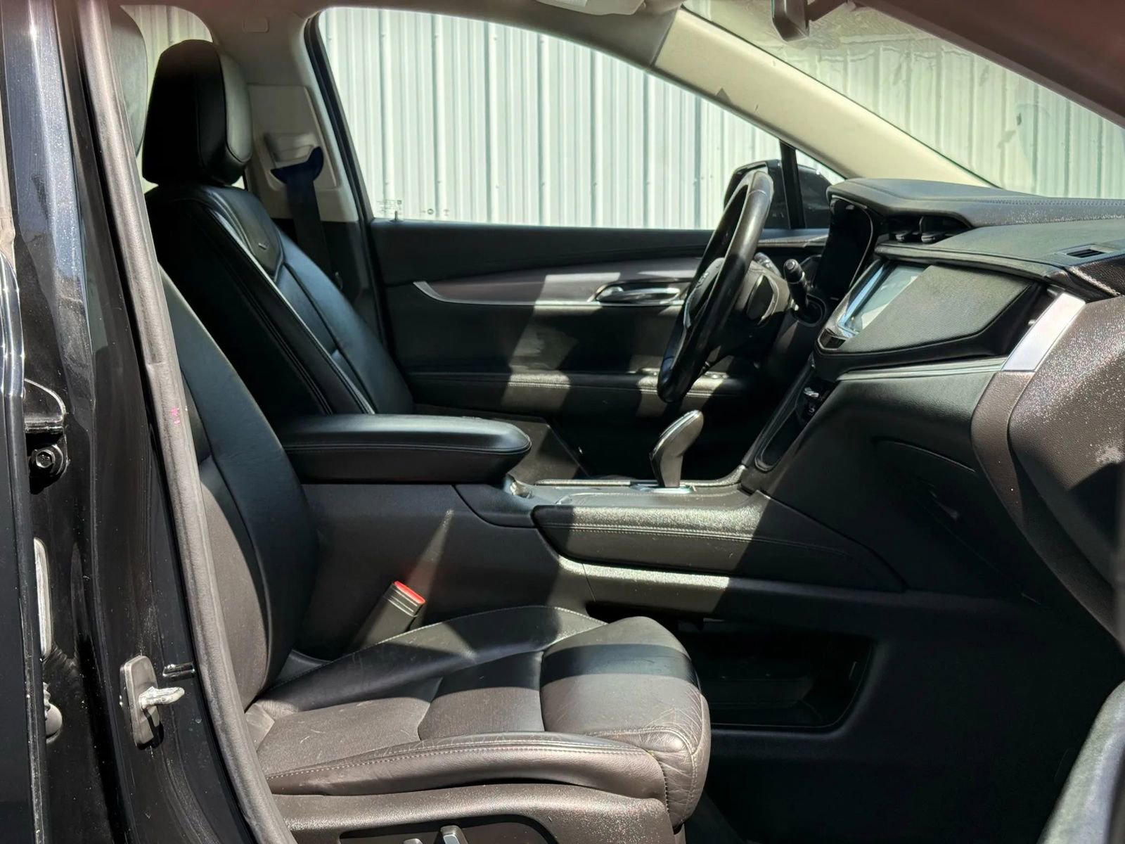 Used 2017 Cadillac XT5 Luxury image 19