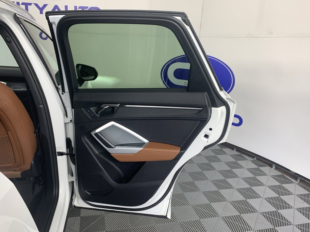 Used 2022 Audi Q3 2.0T Premium image 38