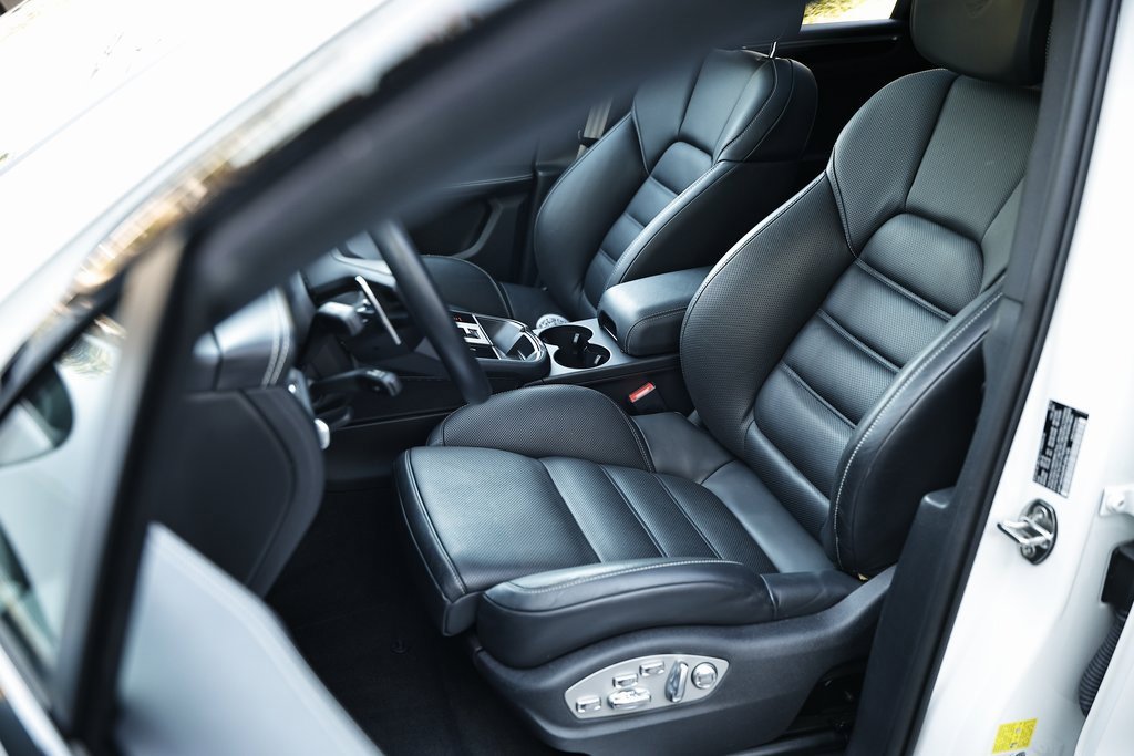 Used 2023 Porsche Macan S image 5