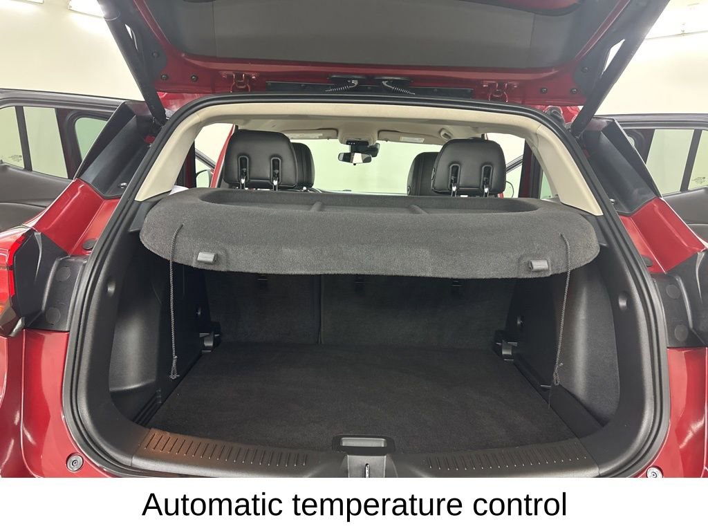 Used 2023 Buick Encore GX Select w/ Sport Touring Package image 25