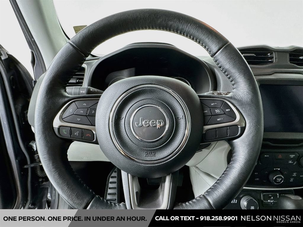 Used 2022 Jeep Renegade Latitude w/ Convenience Group AWD/4WD image 11