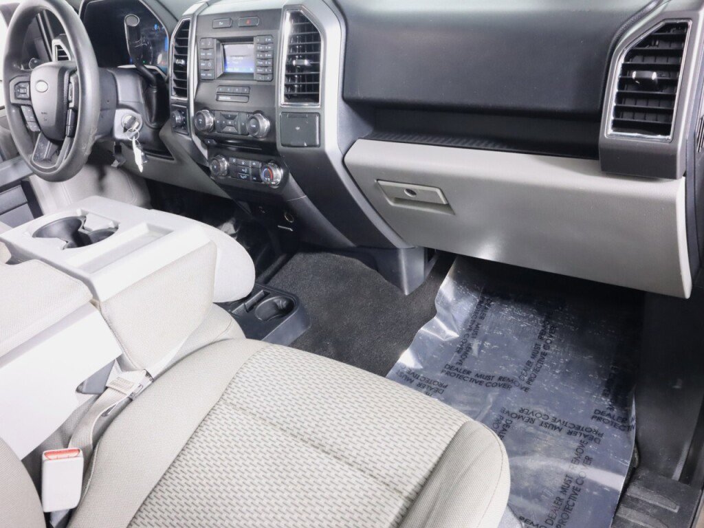 Used 2016 Ford F150 XLT w/ XTR Package image 41