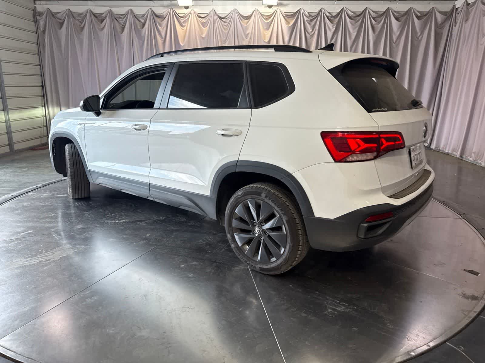 Used 2022 Volkswagen Taos S FWD image 7