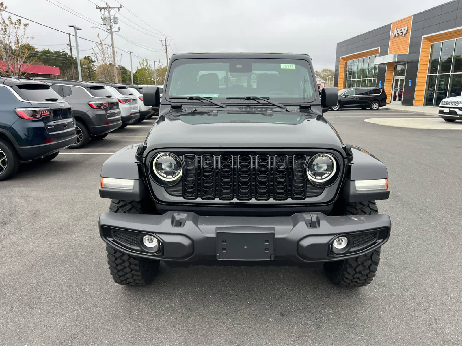 New 2025 Jeep Gladiator Sport image 2