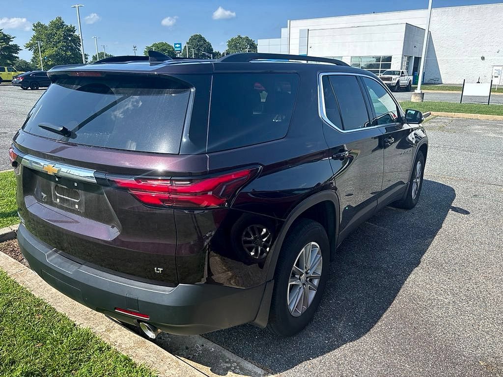 Certified 2023 Chevrolet Traverse LT FWD image 9