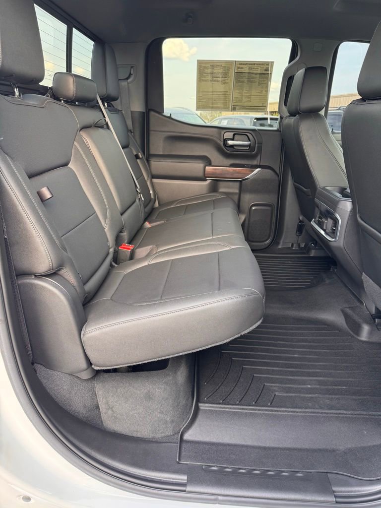 Used 2021 GMC Sierra 1500 SLT w/ SLT Premium Package image 18
