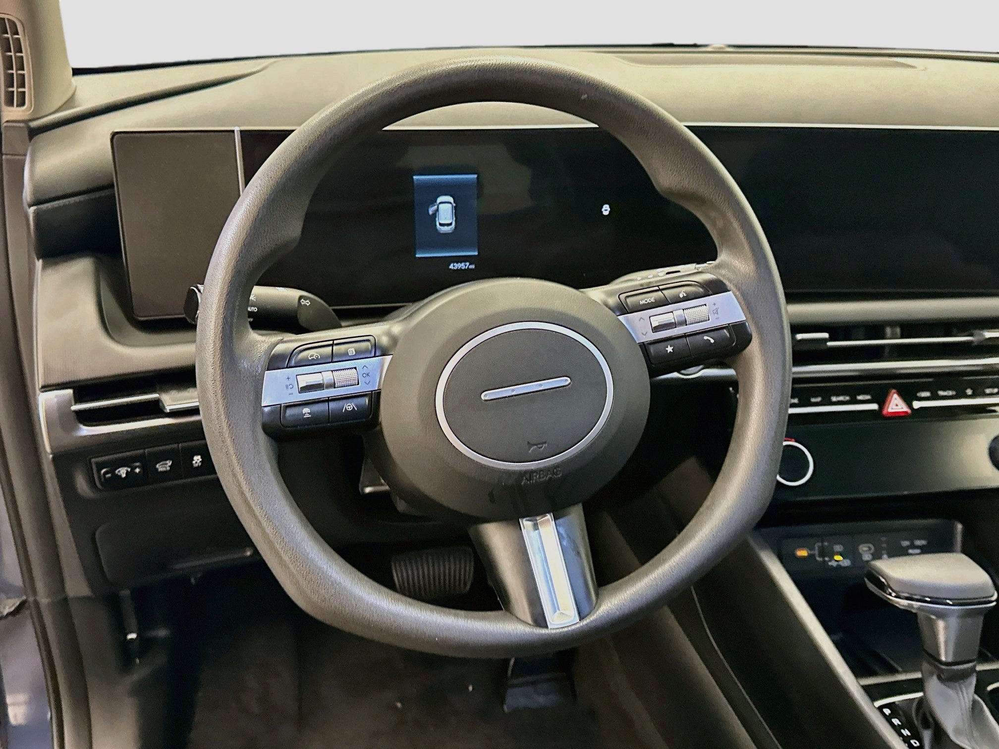 Used 2025 Hyundai Tucson SEL AWD/4WD image 18