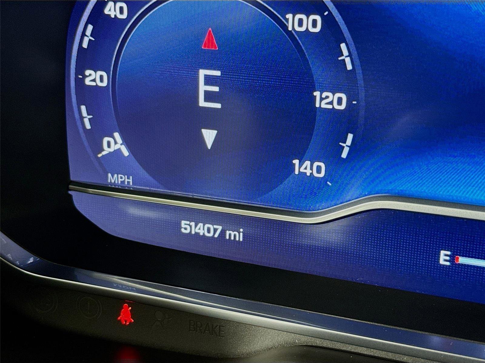 Used 2023 Chevrolet Tahoe Z71 w/ Luxury Package image 2