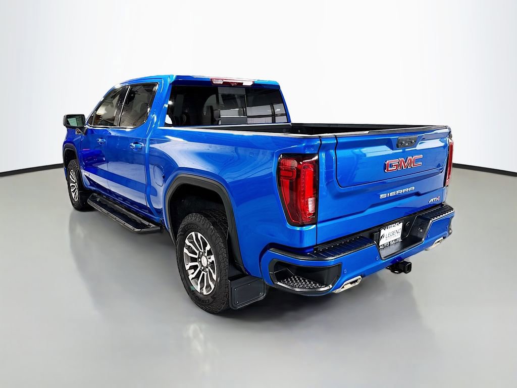 Used 2022 GMC Sierra 1500 AT4 w/ Technology Package AWD/4WD image 9