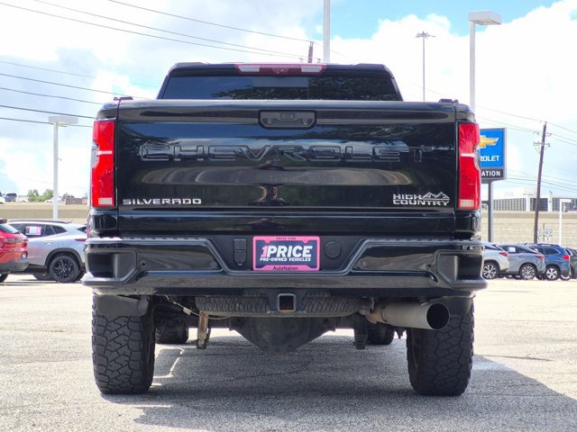 Used 2024 Chevrolet Silverado 3500 High Country w/ Technology Package AWD/4WD image 7