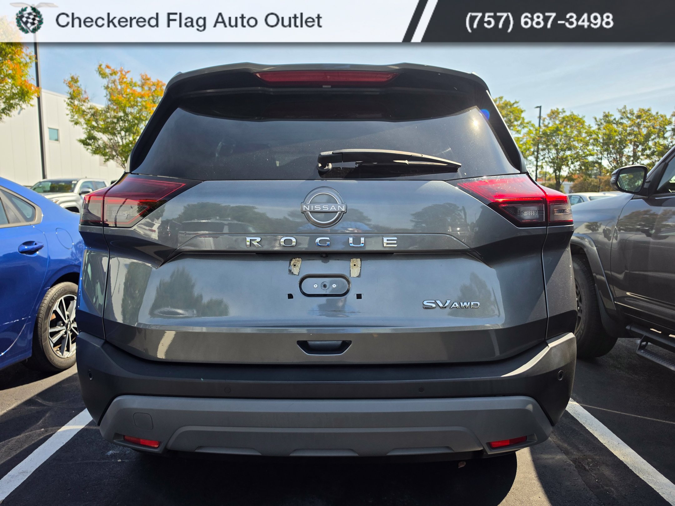 Used 2023 Nissan Rogue SV AWD/4WD image 5