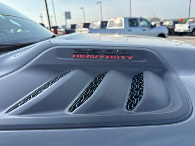 New 2026 RAM 2500 Laramie w/ Night Edition AWD/4WD image 9