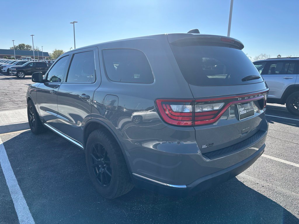 Used 2020 Dodge Durango SXT w/ 3rd Row Seating Group RWD image 2