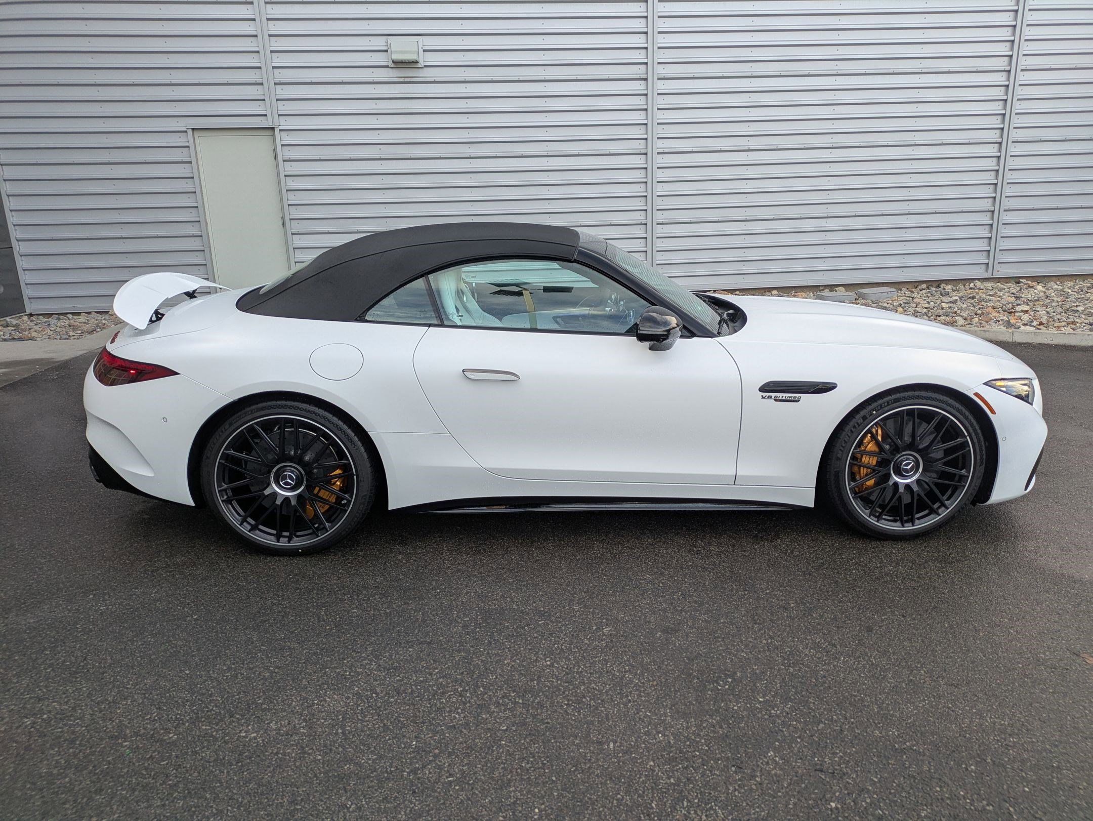 New 2026 Mercedes-Benz SL 63 AMG S e Performance 4MATIC image 2