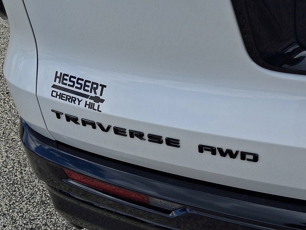 Certified 2024 Chevrolet Traverse RS AWD/4WD image 32