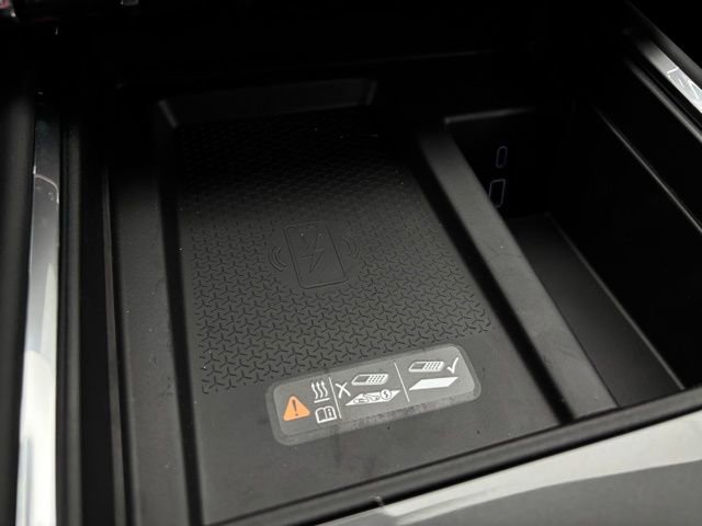 New 2026 GMC Acadia Elevation image 30