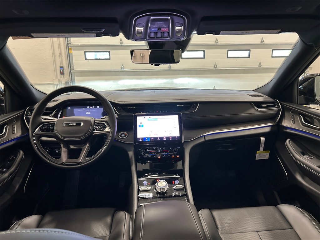 New 2025 Jeep Grand Cherokee Overland w/ Adv Protech Group III image 29