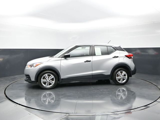Used 2020 Nissan Kicks S FWD image 3