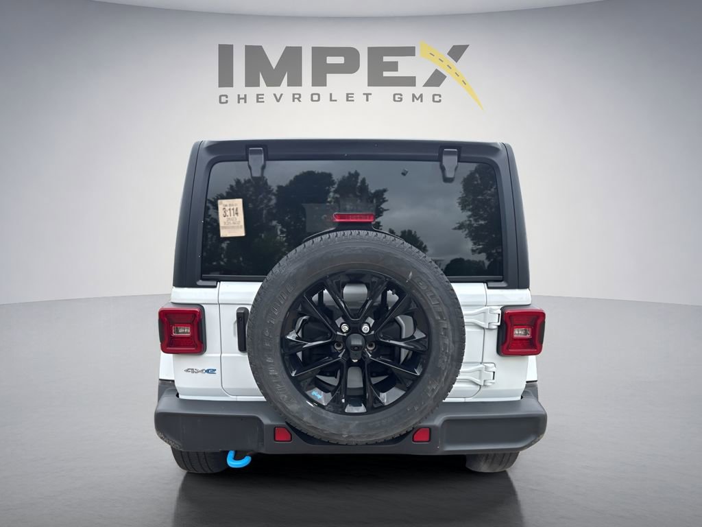 Used 2023 Jeep Wrangler Unlimited Sahara w/ Cold Weather Group AWD/4WD image 3