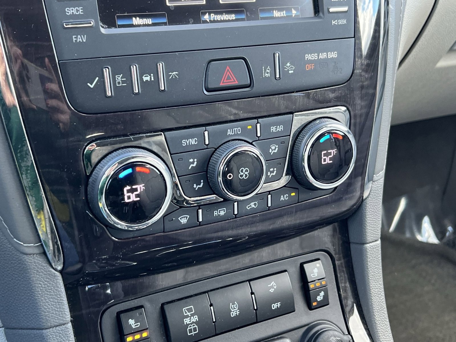 Used 2017 Buick Enclave Leather image 22