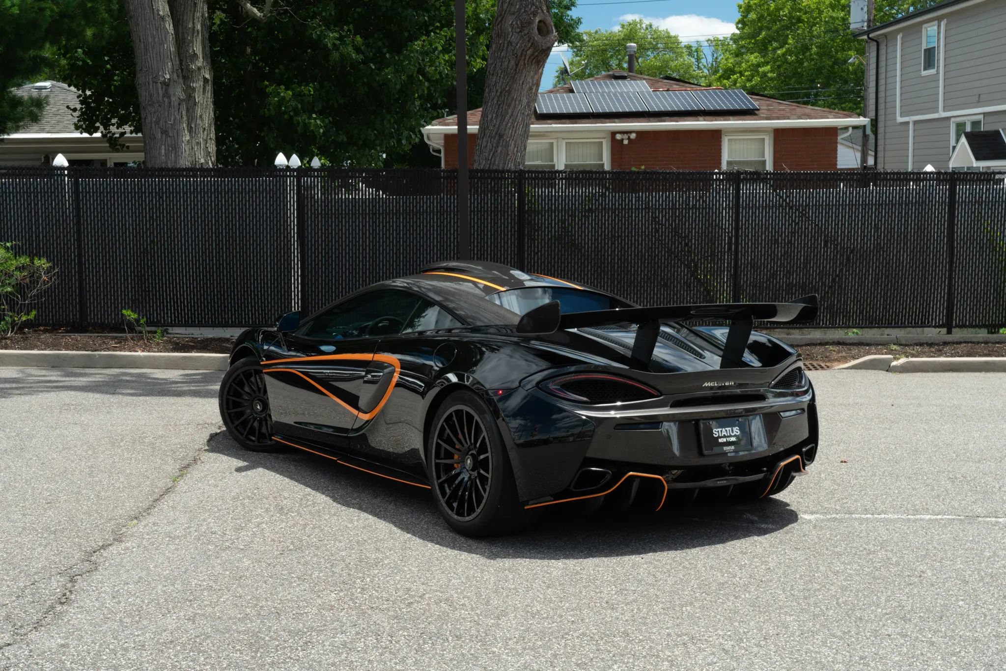 Used 2020 McLaren 620R RWD image 32