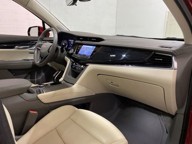Used 2023 Cadillac XT6 Premium Luxury w/ Technology Package AWD/4WD image 26