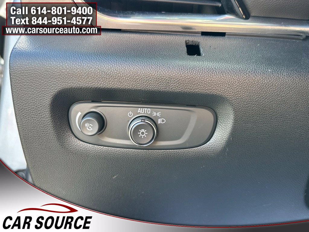 Used 2020 Chevrolet Traverse LS FWD image 20