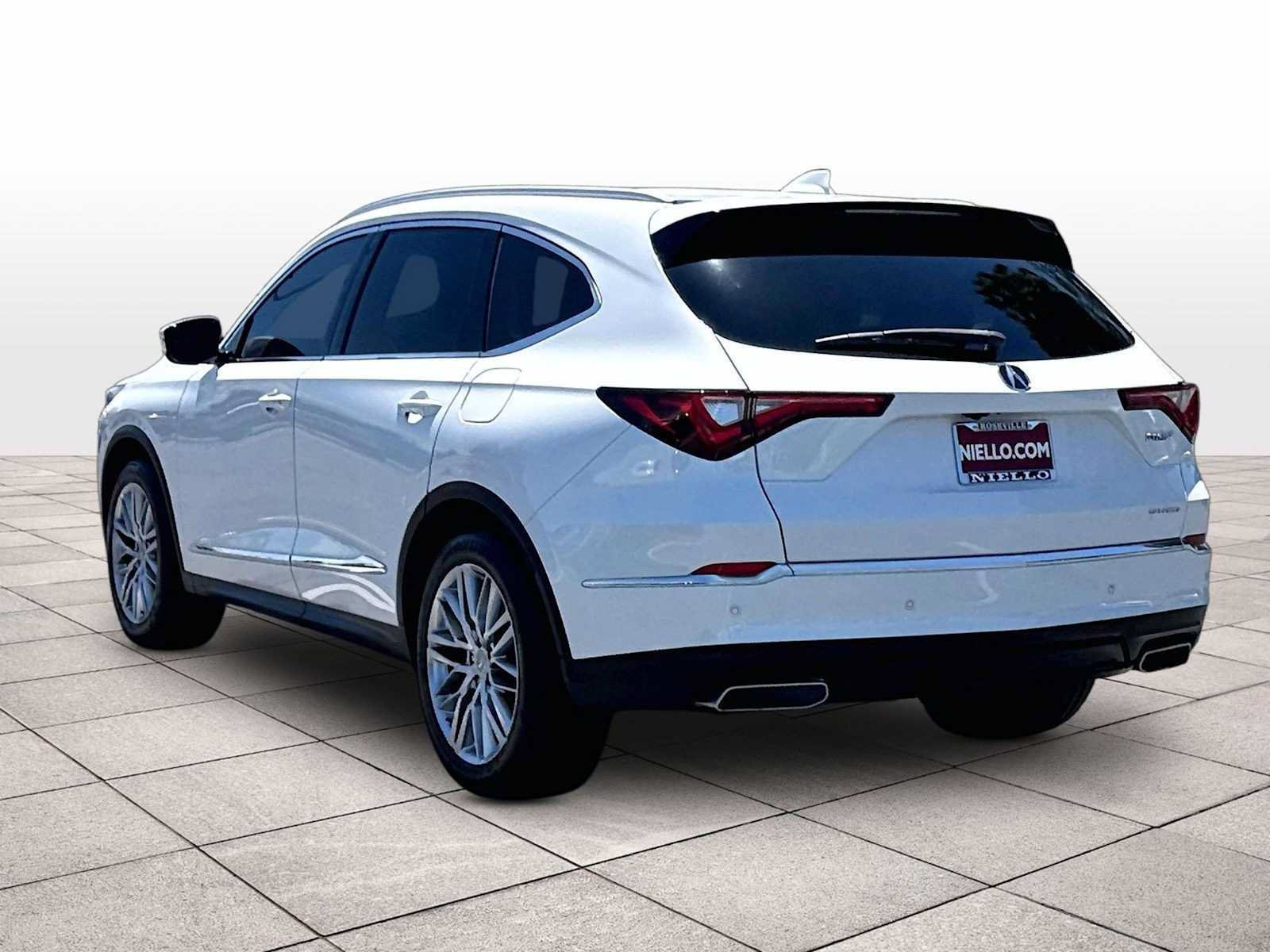 Used 2023 Acura MDX SH-AWD w/ Advance Package image 14
