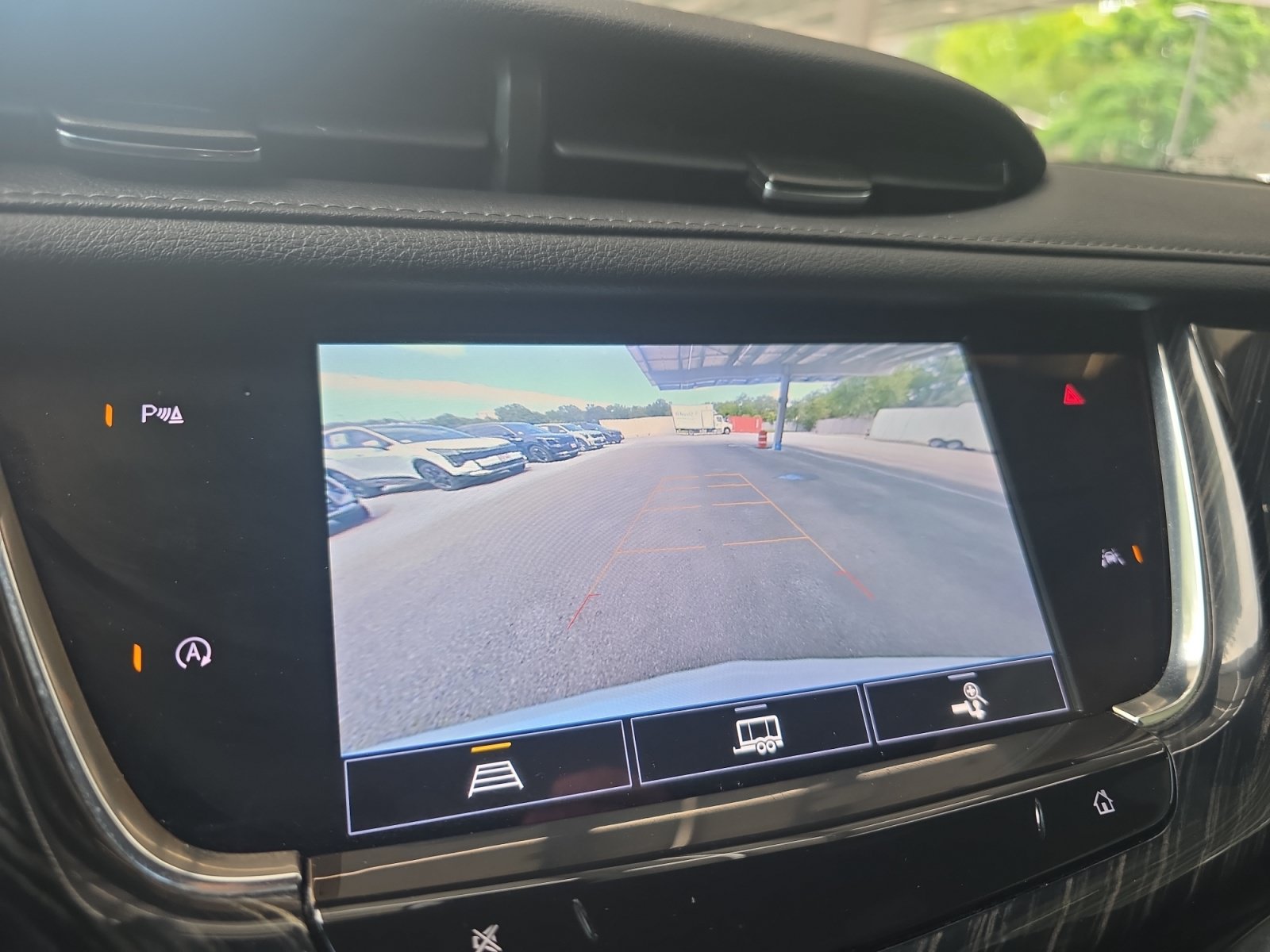 Used 2023 Cadillac XT6 Premium Luxury FWD image 13