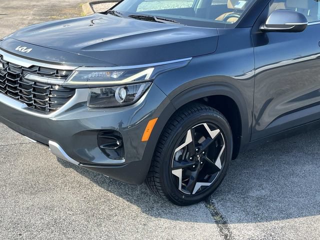 Used 2024 Kia Seltos EX AWD/4WD image 11