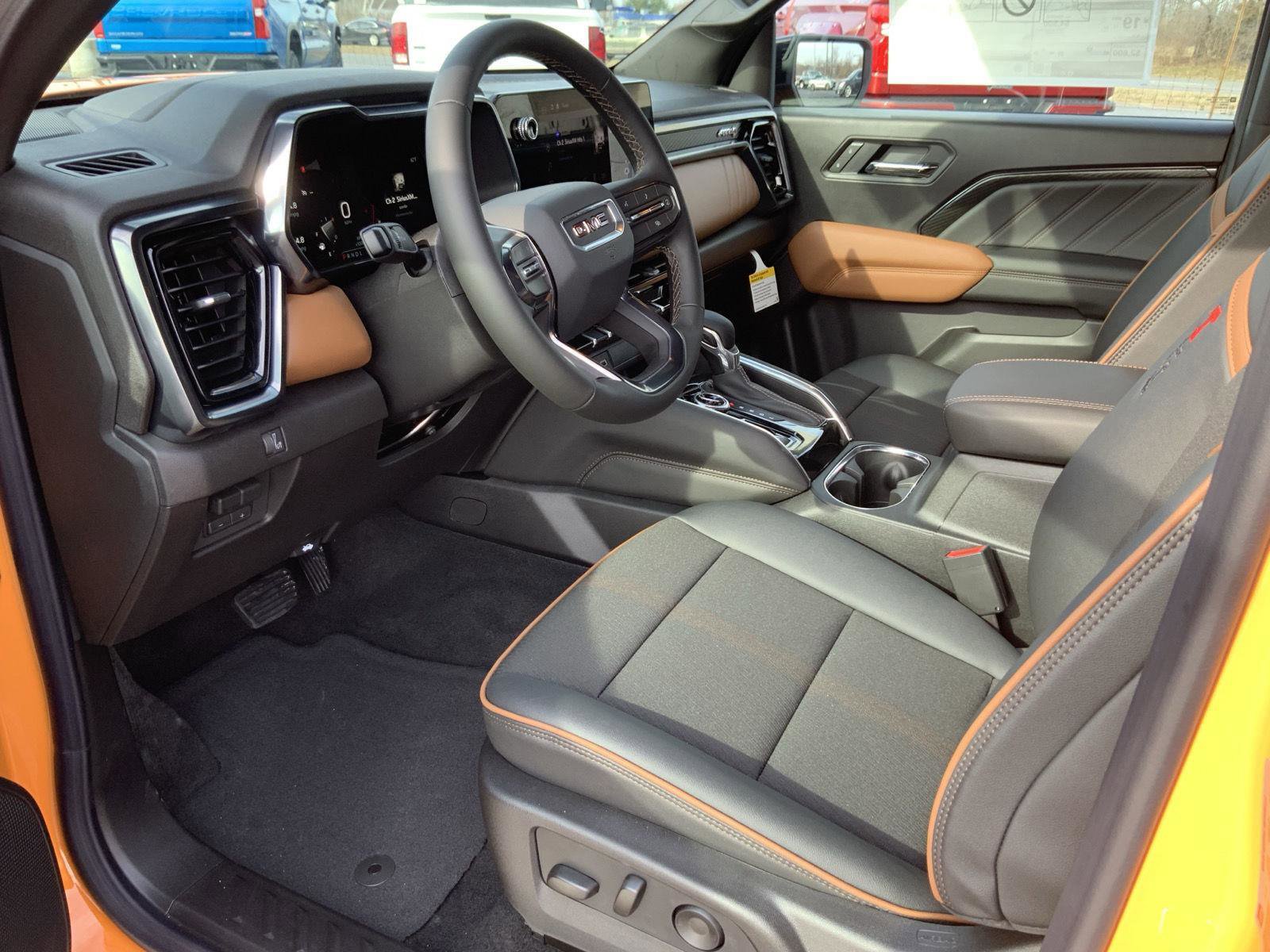 New 2026 GMC Canyon AT4 image 28