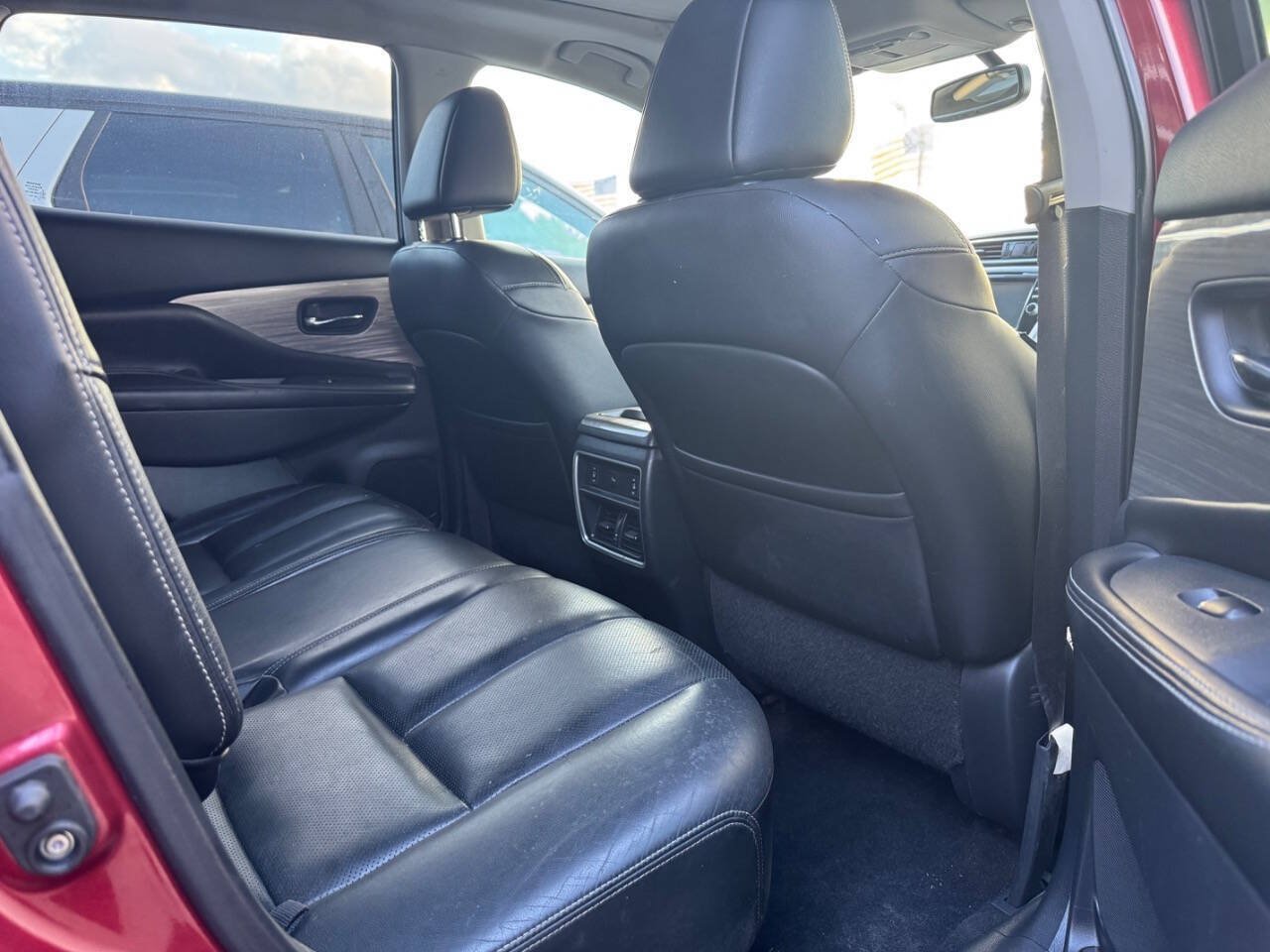 Used 2015 Nissan Murano Platinum w/ Platinum Technology Package FWD image 16