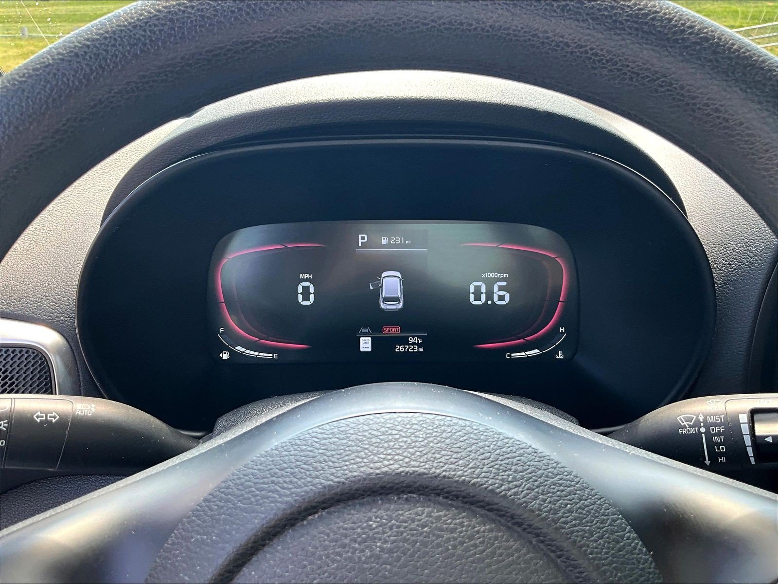 Used 2025 Kia Soul LX w/ LX Technology Package FWD image 13