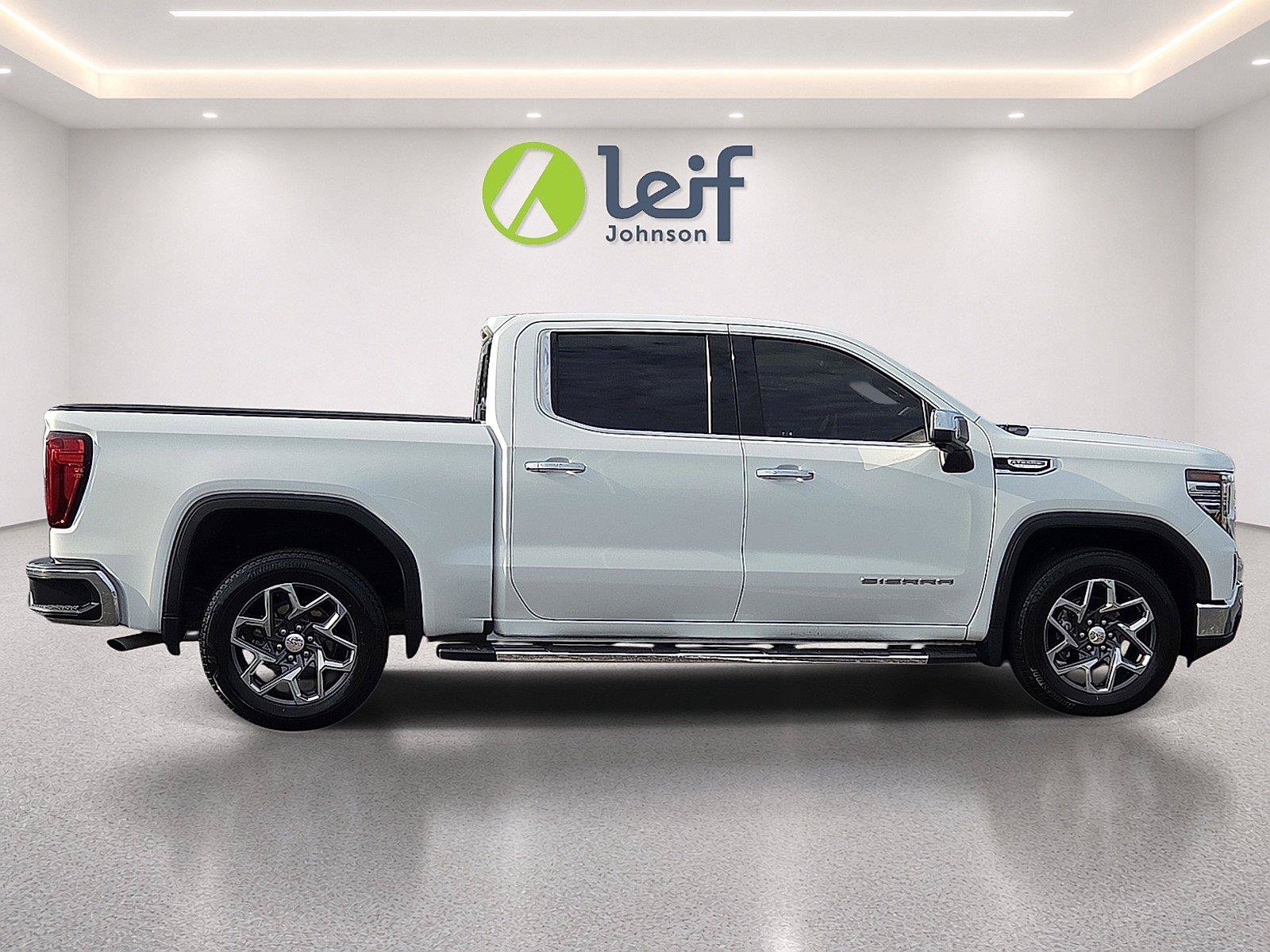 Used 2024 GMC Sierra 1500 SLT RWD image 7