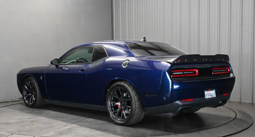 Used 2015 Dodge Challenger SRT Hellcat RWD image 7