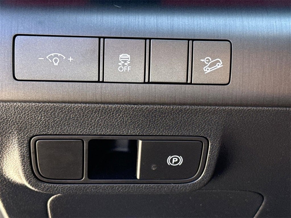 Used 2024 Hyundai Kona N Line image 17