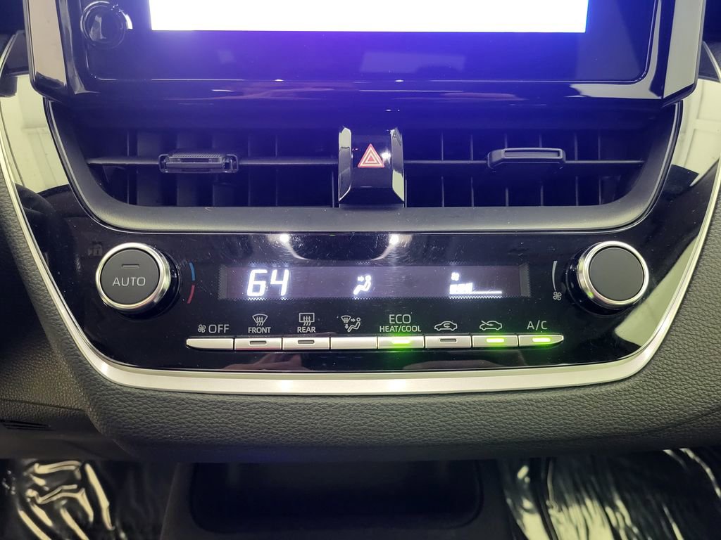 Used 2024 Toyota Corolla LE image 30