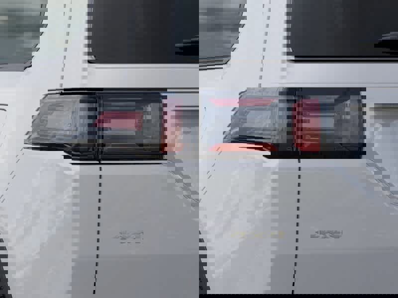 New 2026 Jeep Cherokee Laredo image 9