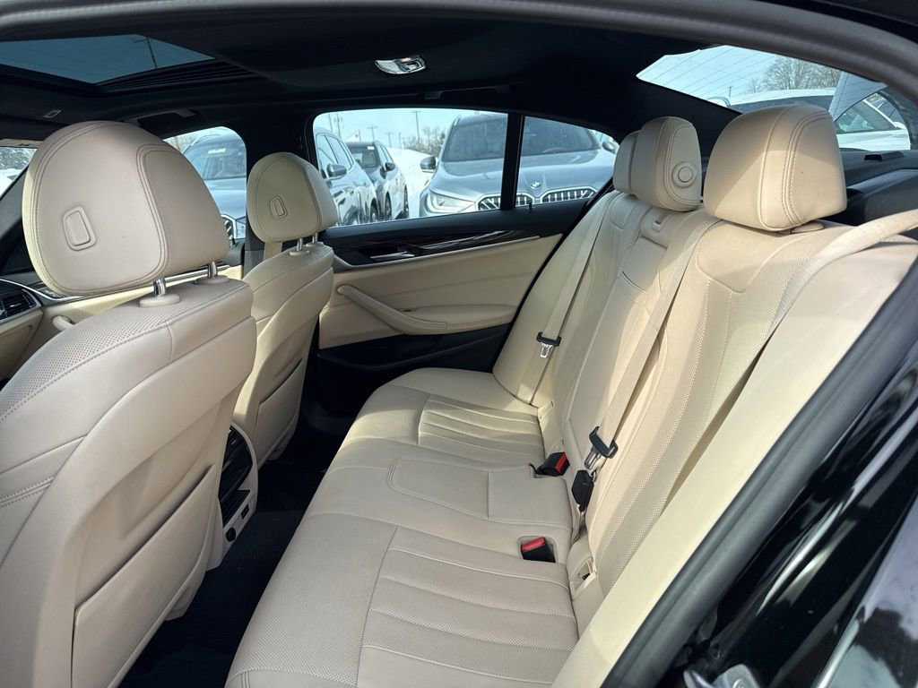 Used 2021 BMW 530i xDrive w/ Convenience Package image 19
