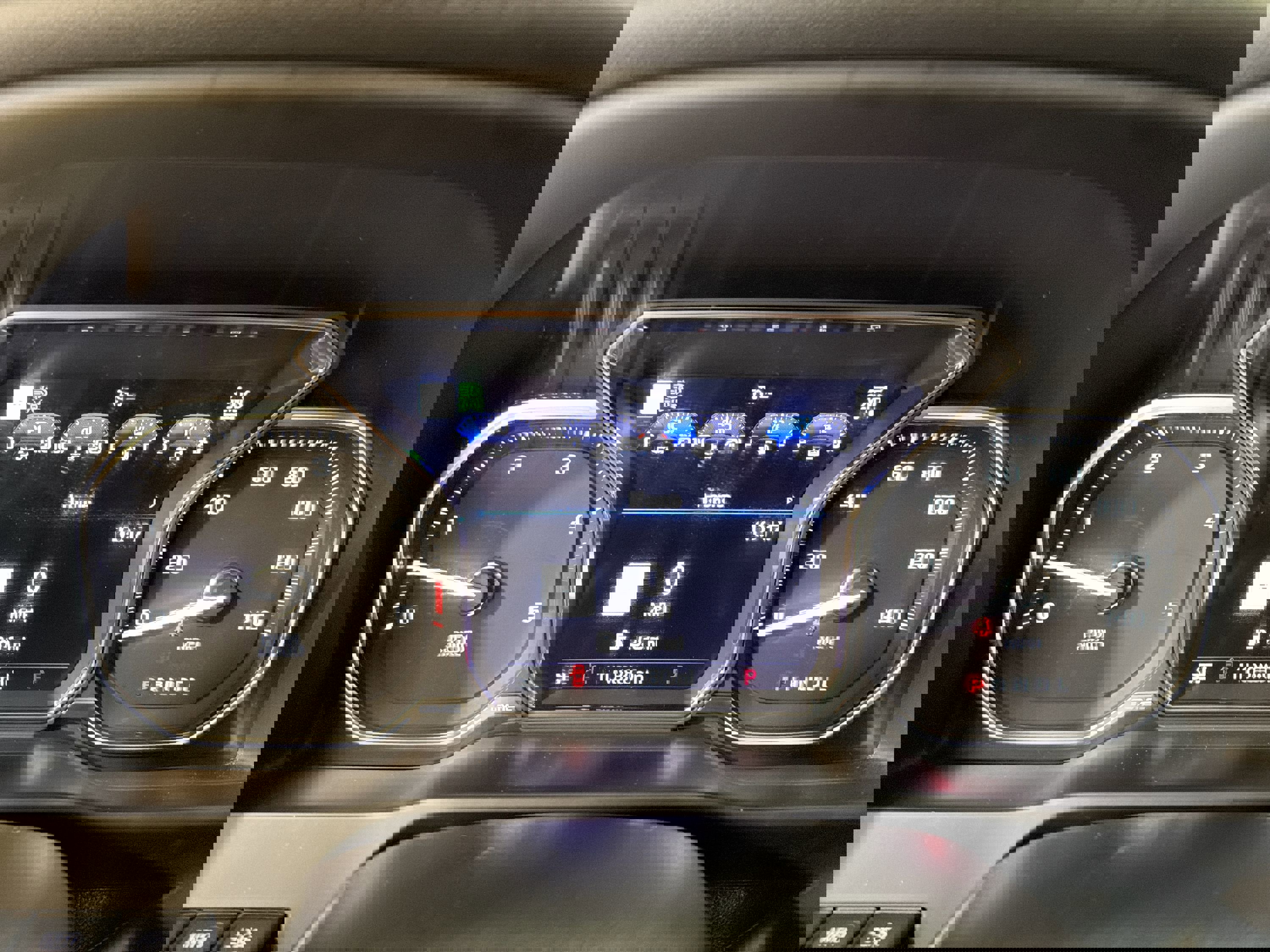 Used 2020 GMC Sierra 2500 AT4 w/ AT4 Premium Package image 16