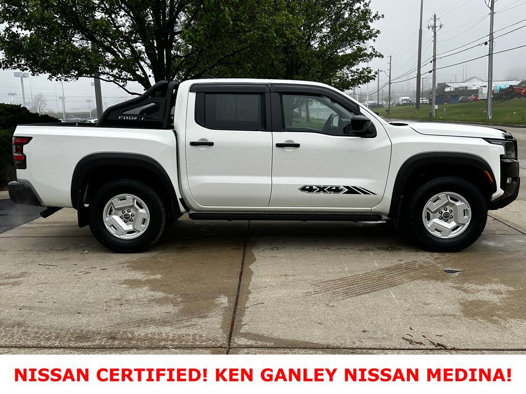 Certified 2024 Nissan Frontier SV w/ Hardbody Edition AWD/4WD image 2